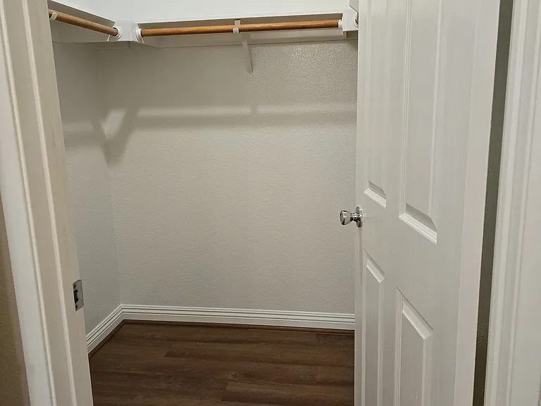 11643 Ash St — Photo 13