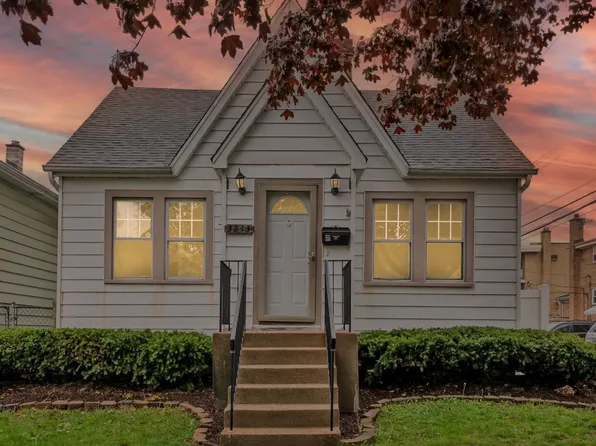 3213 N Opal Ave, Chicago, IL 60634