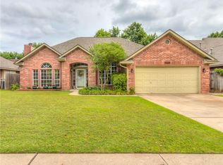 1424 Concord Ln, Edmond, OK 73003