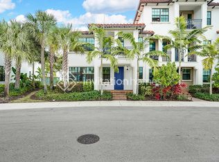 11731 SW 13th Ct, Hollywood, FL 33025