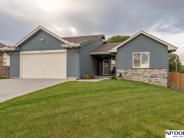 1446 Mount Hope Cir, Blair, NE 68008