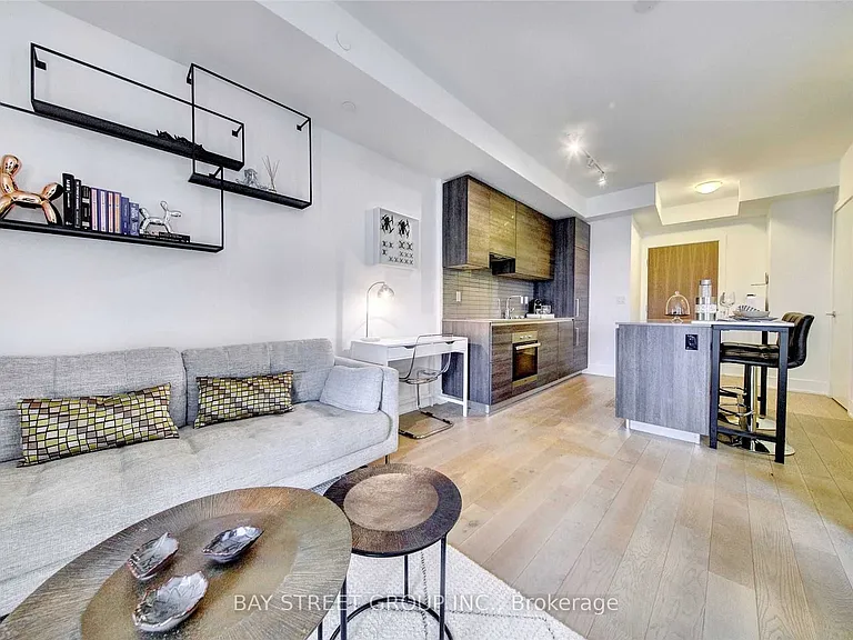 200 Bloor St W #1409 — Photo 21