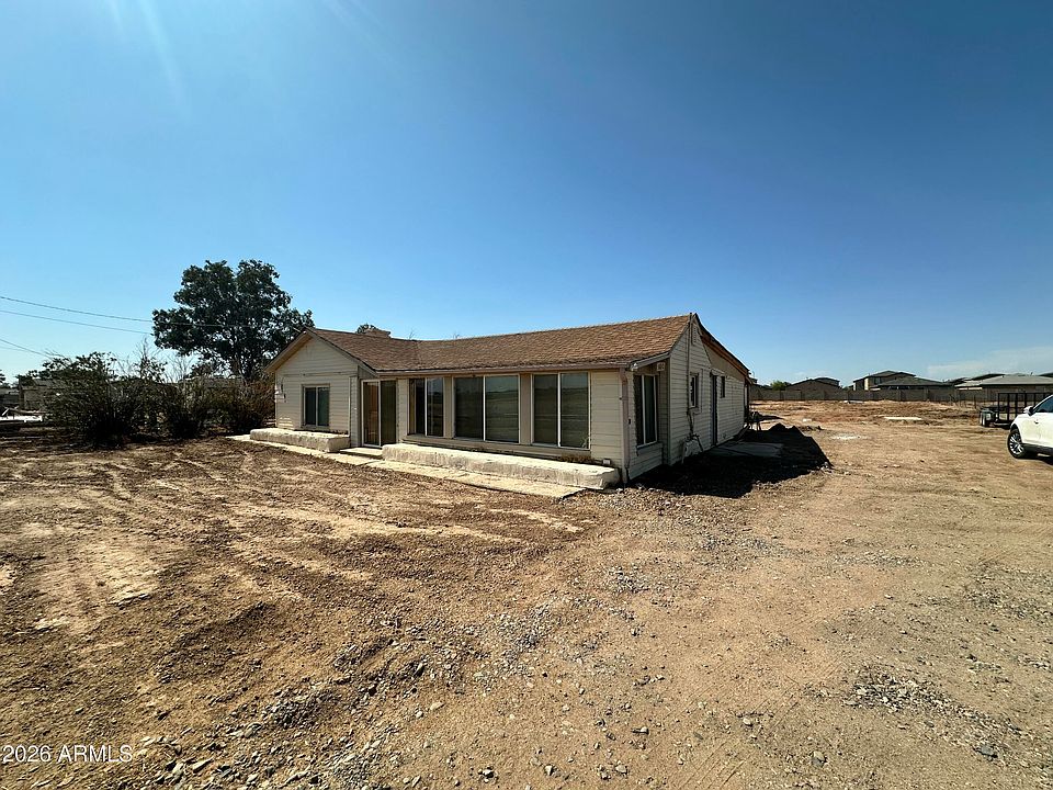 1st image of 140 W MARTIN Road