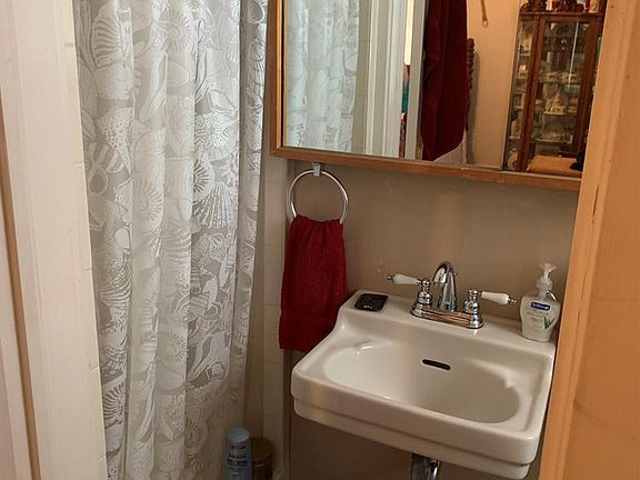2nd image of 2703 Avenue U