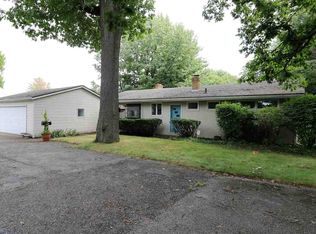 3502 Hickory Rd, Mishawaka, IN 46545