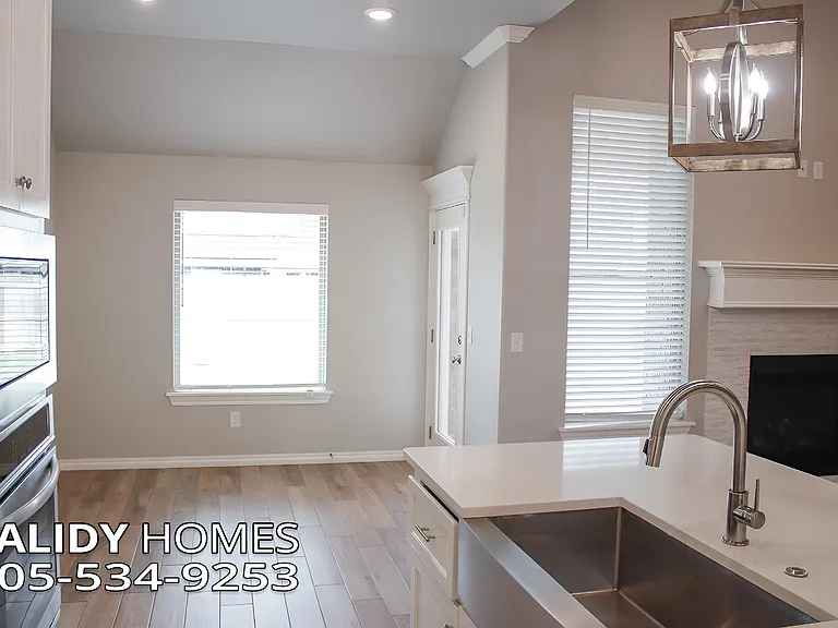 800 Bison Crossing Dr — Photo 8