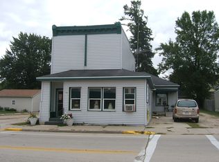102 E Main St, Gillett, WI 54124