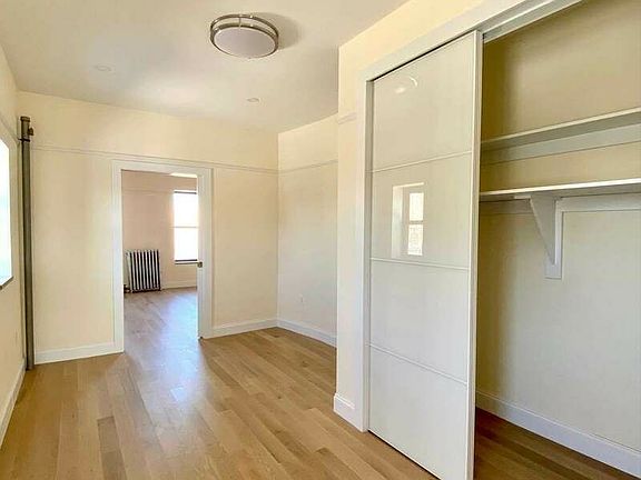 5th image of 318 11th St #4R