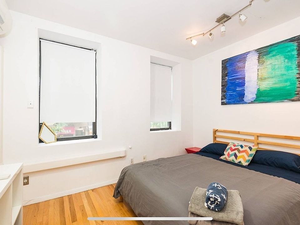 1st image of 189 Orchard St Frnt 2