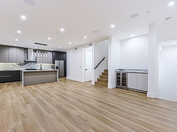 2nd image of 6142 Alcott St #1