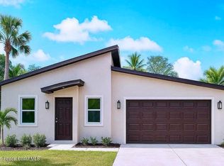 556 Plumbago Rd NW, Palm Bay, FL 32907