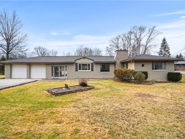 600 Chart Rd, Cuyahoga Falls, OH 44223