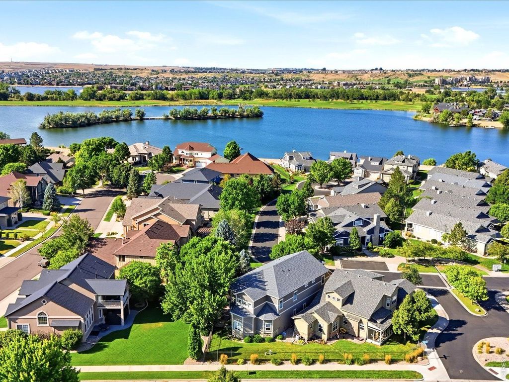1530 Waterfront Dr