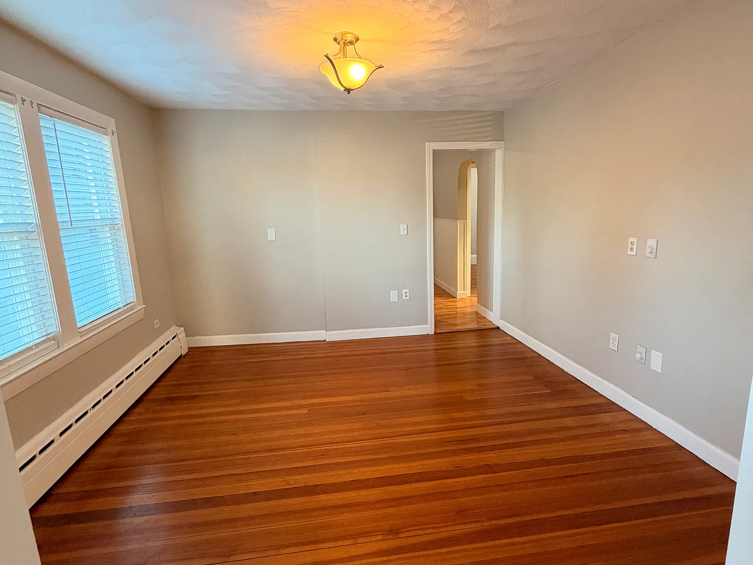 2 bed, 1100 sqft, $2,973 — Photo 4