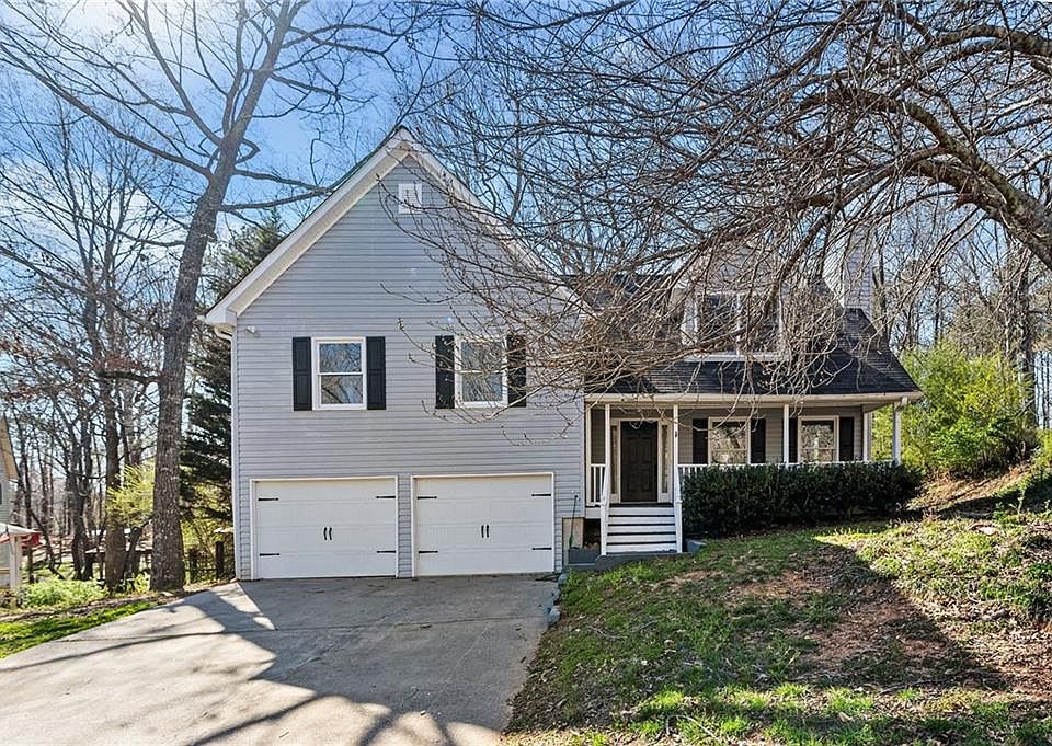 1st image of 228 Hawkins Farm Cir