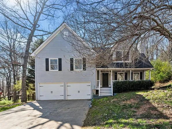 228 Hawkins Farm Cir, Ball Ground, GA 30107