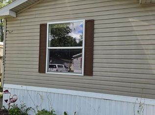 2884 Stratford Dr #213, Bay City, MI 48706