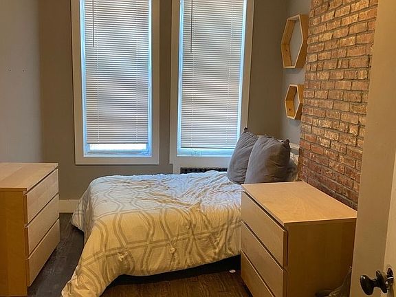 5th image of 296 Harman St #1G