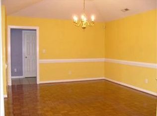 107 Candlewood Dr, Wallace, NC 28466