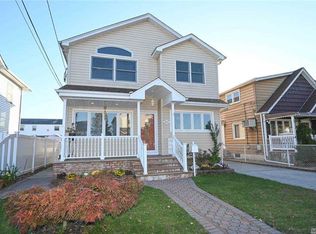 883 1st Ave, Franklin Square, NY 11010