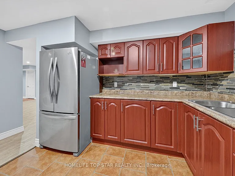 7 SW Littleborough Ct E — Photo 11