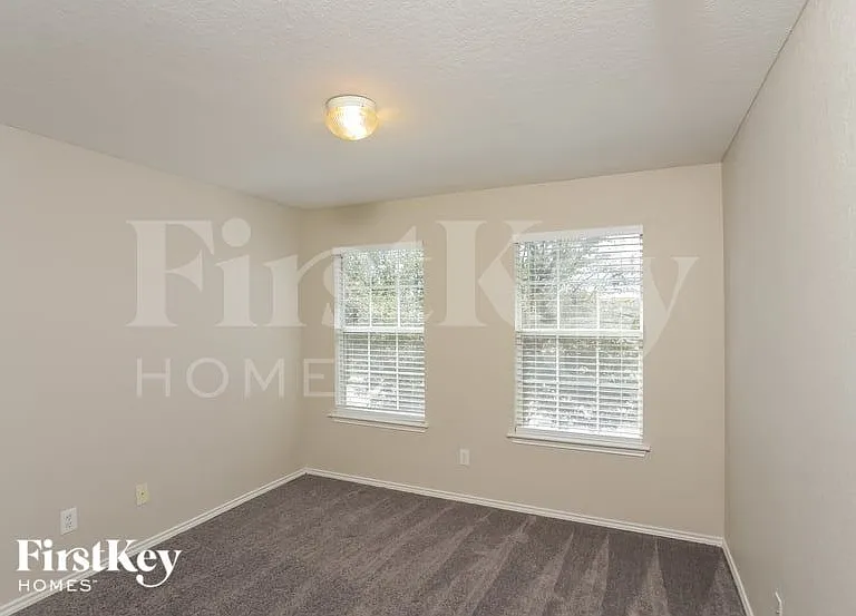 8815 Golden Eye — Photo 10