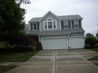 4488 Clayburn Dr W, Grove City, OH 43123