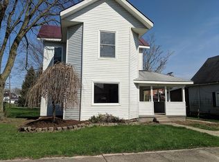 21 S Oak St, Redkey, IN 47373