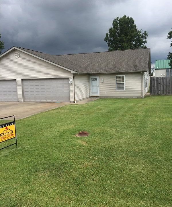 1st image of 119 Lou Ann Dr #B