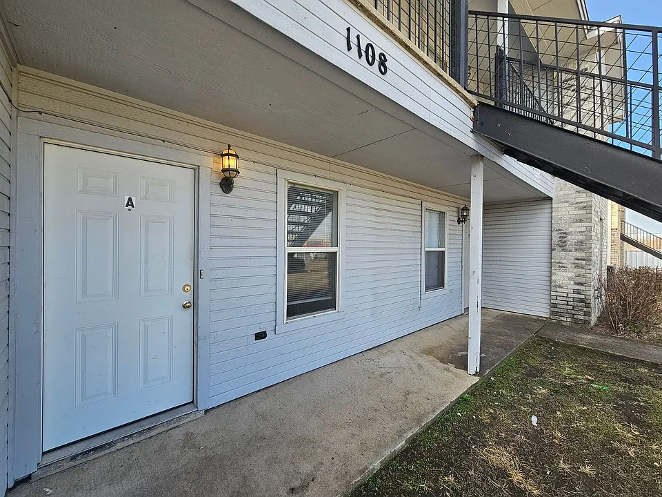 1108 Circle M Dr #A