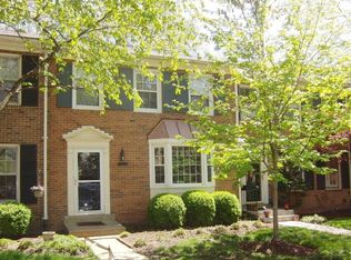 8241 Doctor Craik Ct, Alexandria, VA 22306