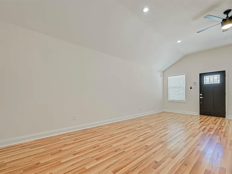 7339 Krueger Rd #A — Photo 5