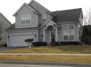 804 Columbine Dr, Elgin, IL 60124