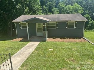 1011 Warren Pl NW, Lenoir, NC 28645
