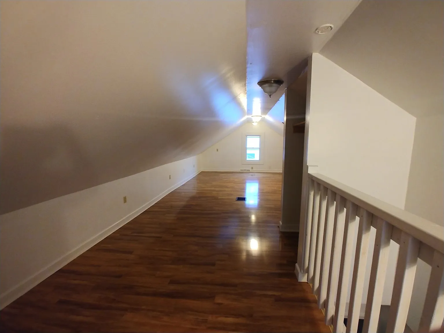 3 bed, 1610 sqft, $1,600 — Photo 4