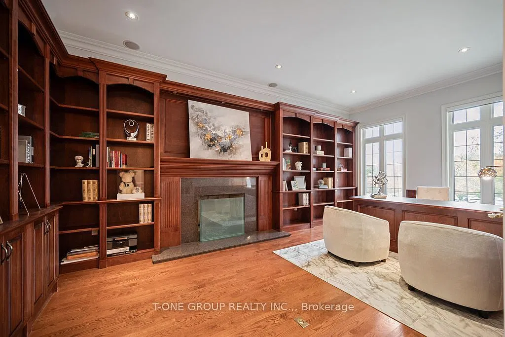 6 bed, $8,000 — Photo 4