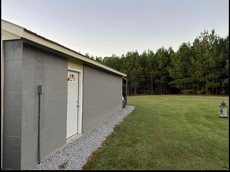 711 Wellington Rd — Photo 15