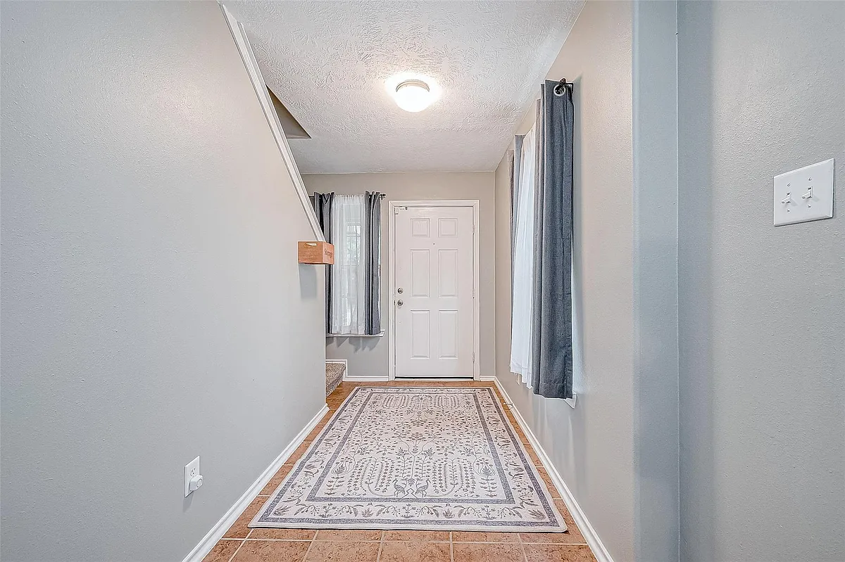 Building Photo - 1430 Natural Pine Trl