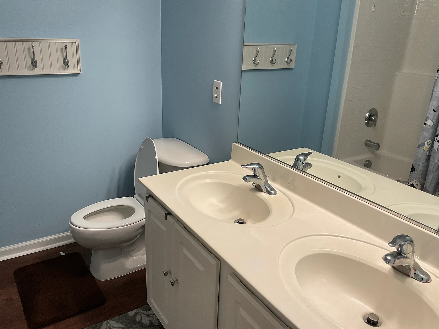 4 bed, 2715 sqft, $850 — Photo 3
