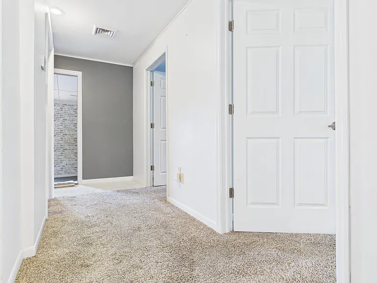 252 Boulevard Rd — Photo 12