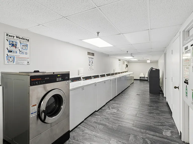 1212 N Lasalle St #2709 — Photo 15