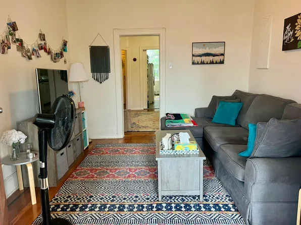 543 Bloomfield St APT 4R, Hoboken, NJ 07030