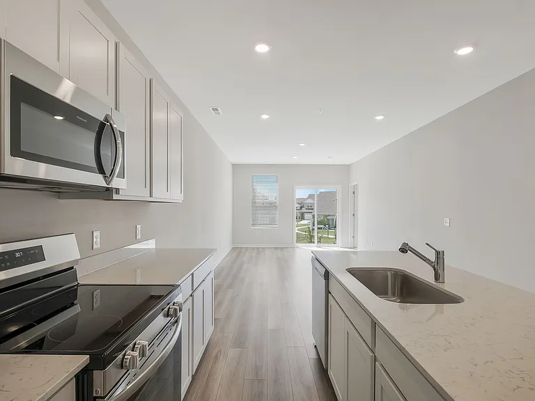 419 Alcott Way — Photo 8