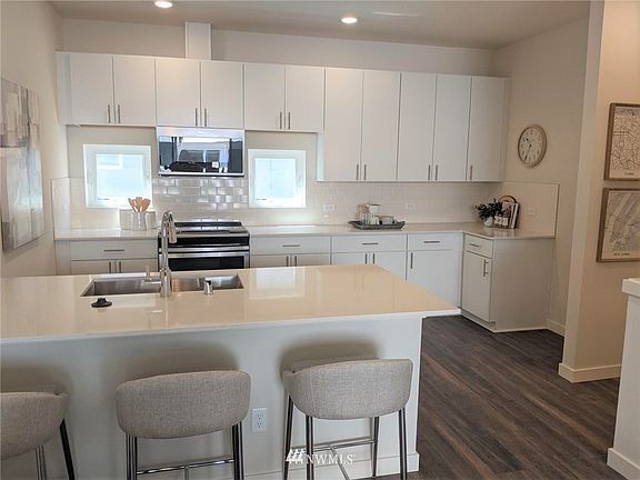3rd image of 7144 A Beacon Avenue S #27