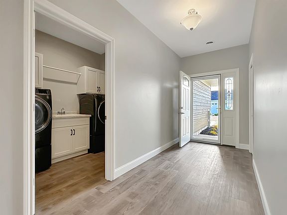 5th image of 204 Mallard Way