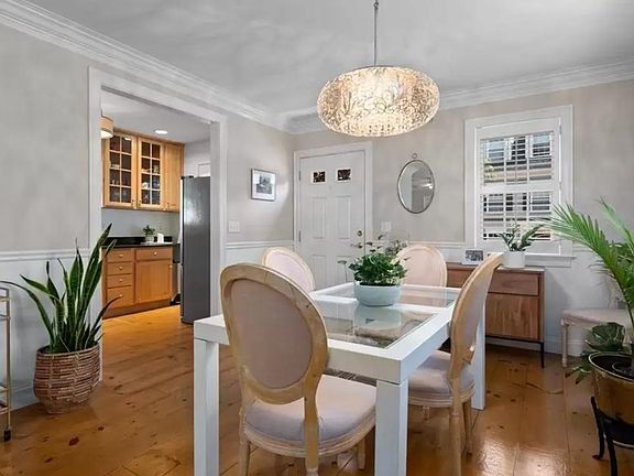 4th image of 119 Merrimac St #4