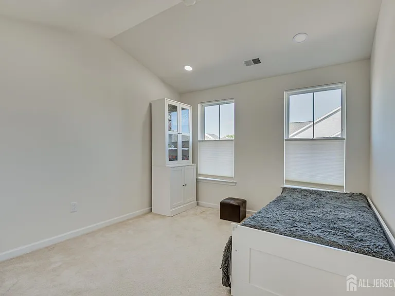 14 Hyacinth Ln — Photo 29