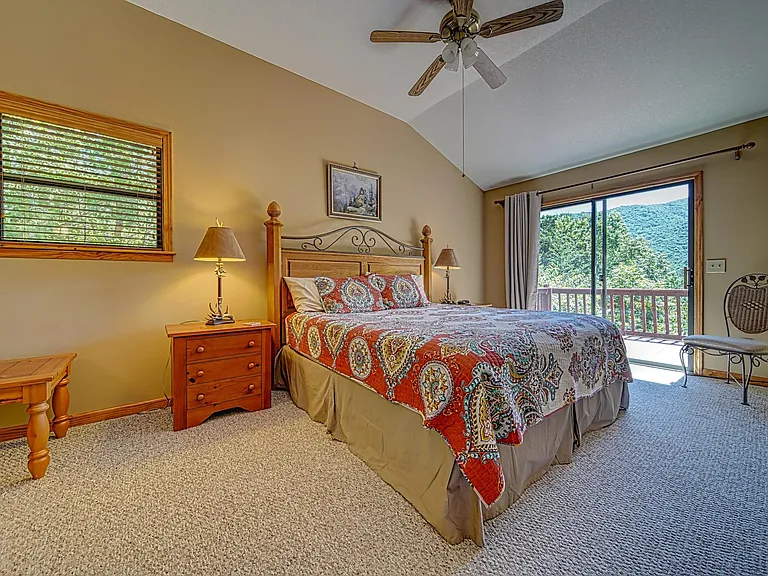 738 Laurel Hill Rd — Photo 23