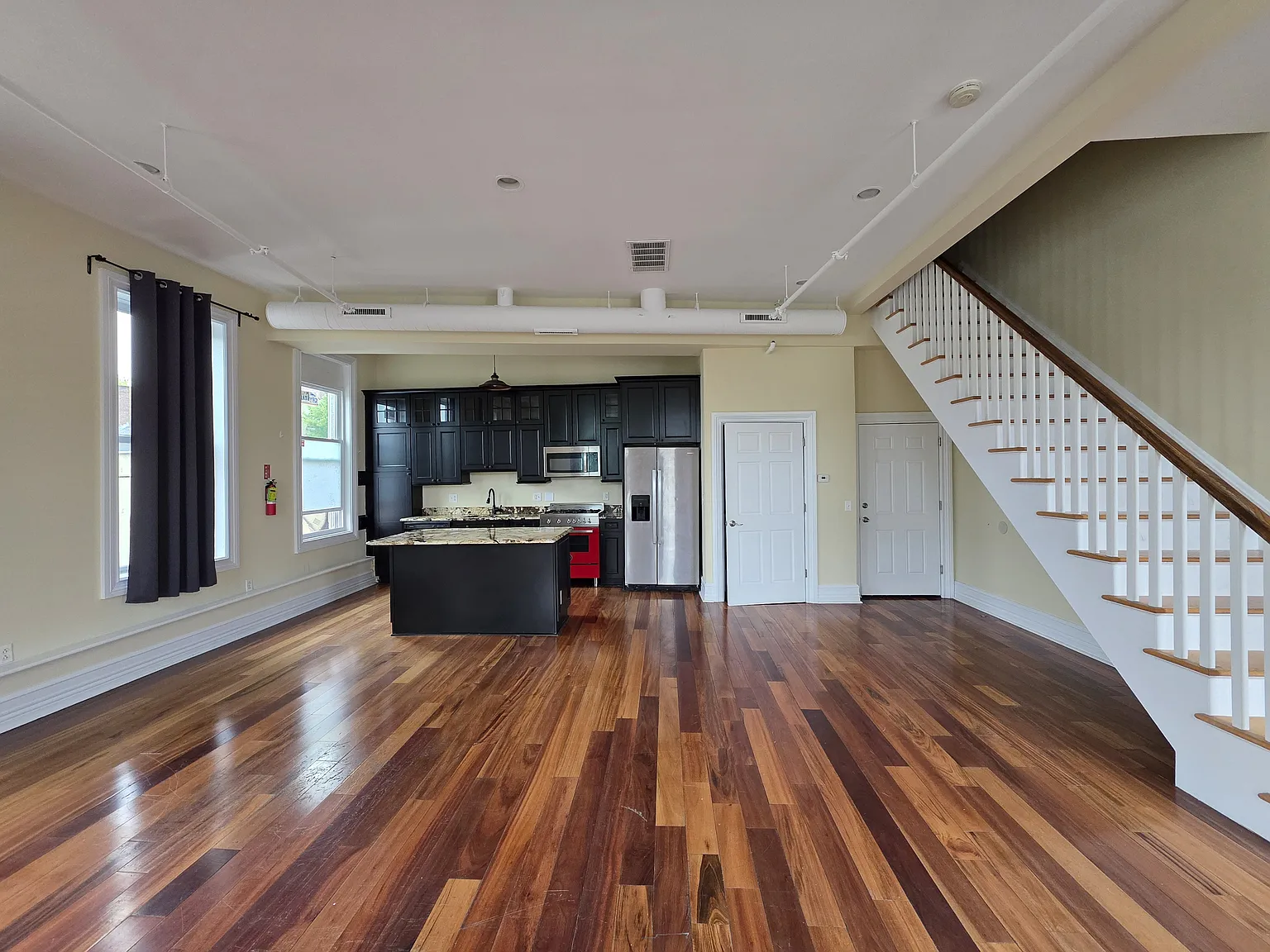 2 bed, $2,250 — Photo 2