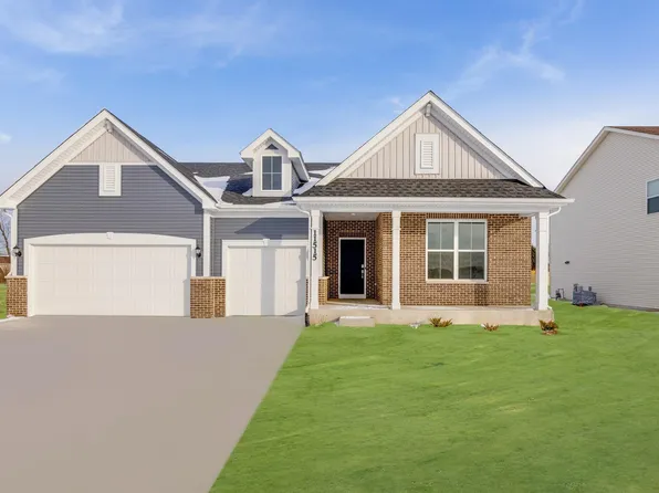 5948 E 112th Ave, Winfield, IN 46307